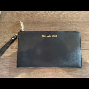 Michael Kors wristlet large